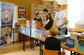 Myślenie nie boli, myślenie bawi