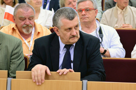Najważniejsza jest zmiana wizerunku władz