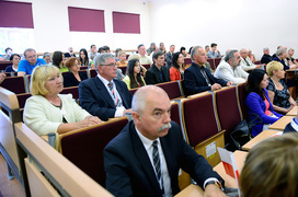 Najważniejsza jest zmiana wizerunku władz