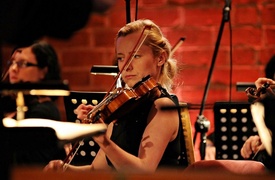 Najpierw chleb, a potem igrzyska?