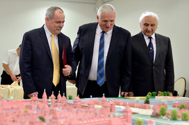 Z miłości do Elbląga zbudował makietę XVII-wiecznego miasta