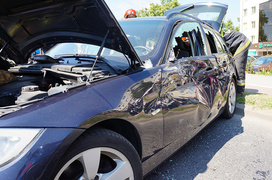Wywrotką wjechał w bmw