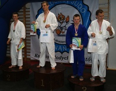 11 medali Sakury