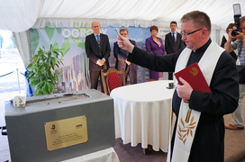 Jest wielka dziura w ziemi, będzie wielka galeria