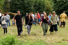 Chcemy, aby ludzie dobrze się bawili Chcemy, aby ludzie dobrze się bawili