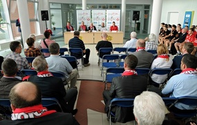 Szczypiorniści KS Meble Wójcik gotowi do walki