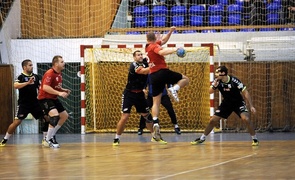Porażka Meblarzy na inaugurację sezonu (piłka ręczna)
