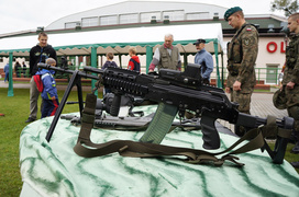 Na lądzie, na wodzie i w powietrzu