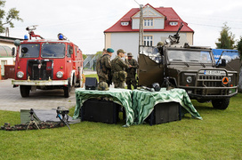 Na lądzie, na wodzie i w powietrzu