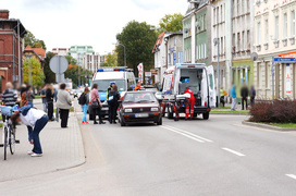 Żeromskiego: piesza weszła pod osobówkę