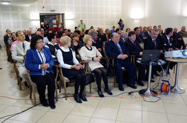 Początki były trudne, dziś gratulacje, medale i tort