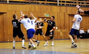 Meblarze na fali (piłka ręczna)