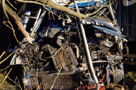 Kazimierzowo: ciężarówka w rowie