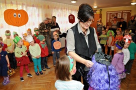 Jesienią, jesienią sady się rumienią