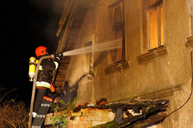 Nocny pożar na Polderowej
