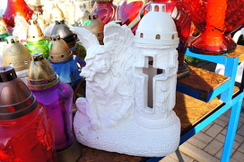 Każdy znicz ma swojego klienta