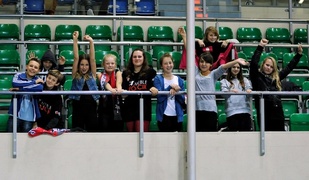 Zwycięska passa Meblarzy trwa (piłka ręczna)