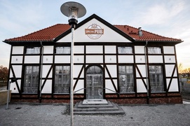 Kiedyś giełda, teraz pub