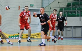 Meblarze przegrali z liderem (piłka ręczna)