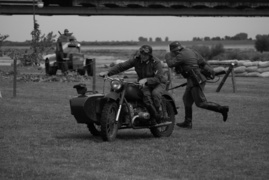 Niby \"na niby\", ale kule świszczą