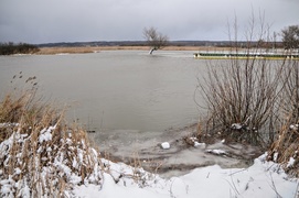 Woda się podnosi, strażacy są w Nowakowie