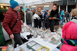 Jarmark, jarmark i po jarmarku...