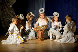 Anioły, diabeł i 650 pierogów