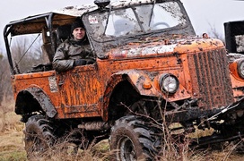 W błocie i deszczu, tak dla zabawy