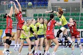 Start wygrywa i wraca na czwartą pozycję