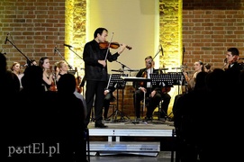 Miłość, Piazzolla i muzyka na opak