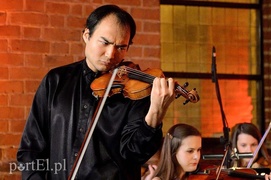 Miłość, Piazzolla i muzyka na opak