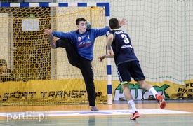 Wymęczone zwycięstwo Meblarzy (piłka ręczna)