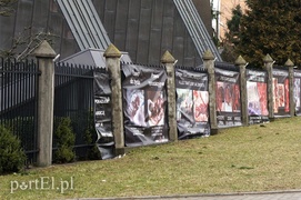 Miały ruszyć sumienie, a wywołały skandal