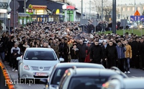 Tysiące wiernych przeszły przez miasto