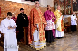 Biskup Jezierski objął katedrę