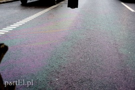 Drogi zalane olejem z uszkodzonego kombajnu (aktualizacja)