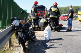 Wypadek w Nowinie: ranny motorowerzysta w szpitalu
