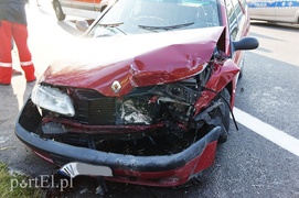 Wypadek w Kazimierzowie. \"Siódemka\" zablokowana