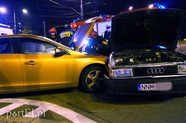 Zderzenie na skrzyżowaniu: jedna osoba w szpitalu