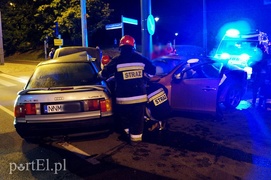 Zderzenie na skrzyżowaniu: jedna osoba w szpitalu