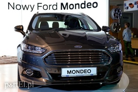 Podwójna premiera Forda