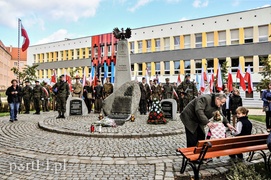 Gdy ludzie zapomną, kamienie wołać będą...