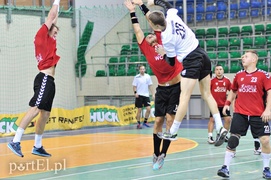 Niespodziewana porażka Meblarzy z beniaminkiem (piłka ręczna)