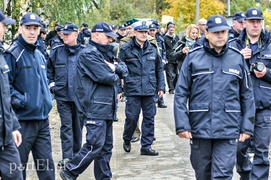 Jak w kinie akcji. Nadlecieli, rozbroili, uwolnili