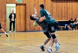 Wygrana Meblarzy z beniaminkiem  (piłka ręczna)