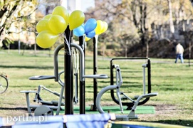 Seniorzy już ćwiczą w Ogrodzie Zdrowia