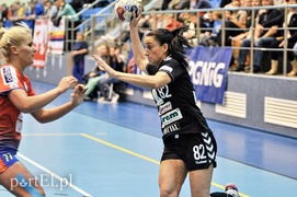 Zacięty mecz, głośny doping  (piłka ręczna)