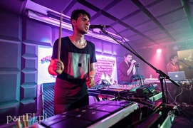 Elektroniczny halloween z Kamp!