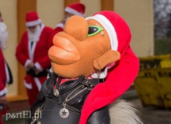 Motomikołaje sprawiają dzieciom radość