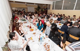 Wszyscy razem przy jednym stole